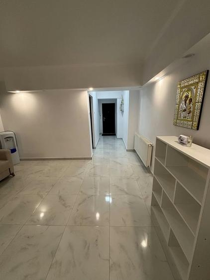 Apartament cu 2 camere semidecomandat în Moșilor