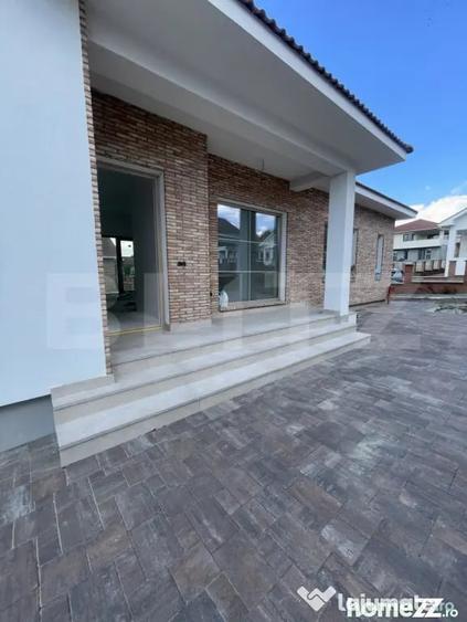 Casă cu 4 camere cu Teren 580 Mp în Central