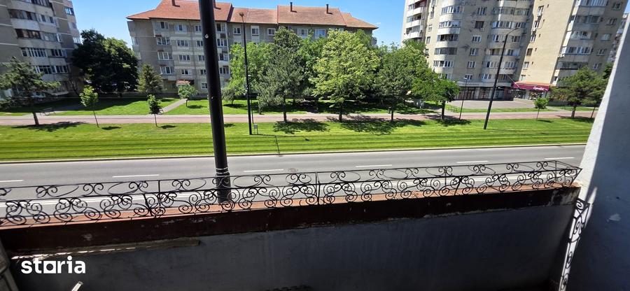Apartament cu 2 camere decomandat în Nufărul