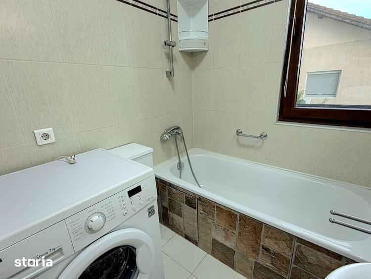 Apartamentul de langa rau - 9