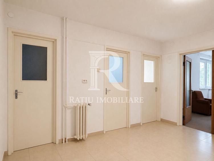 Apartament cu 2 camere decomandat în Decebal