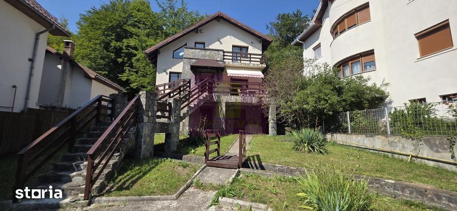Casă cu 5 camere cu Teren 500 Mp în Central