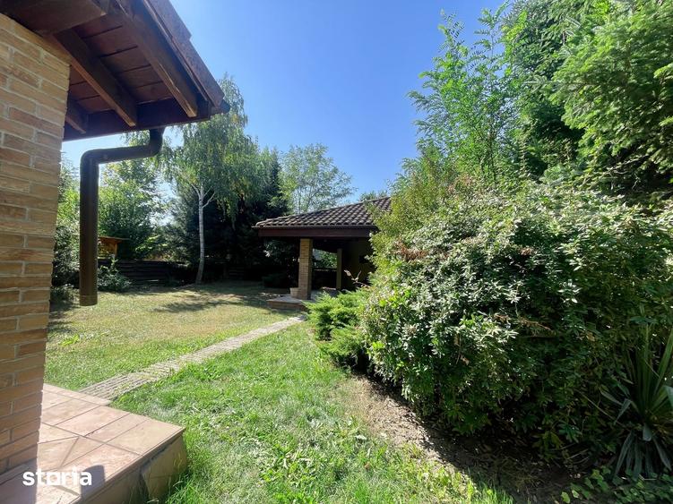 Casă cu 4 camere cu Teren 585 Mp în Corbeanca