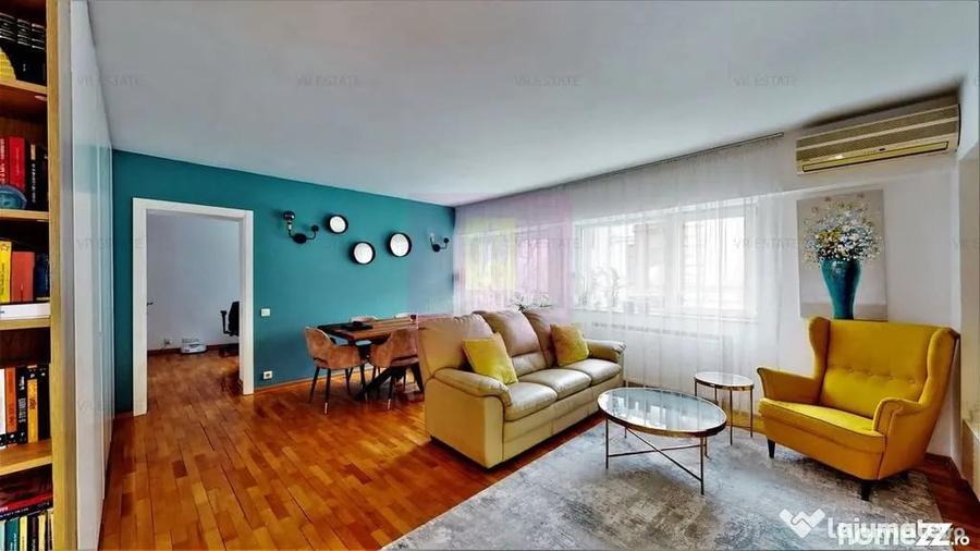Apartament cu 3 camere semidecomandat în Romană