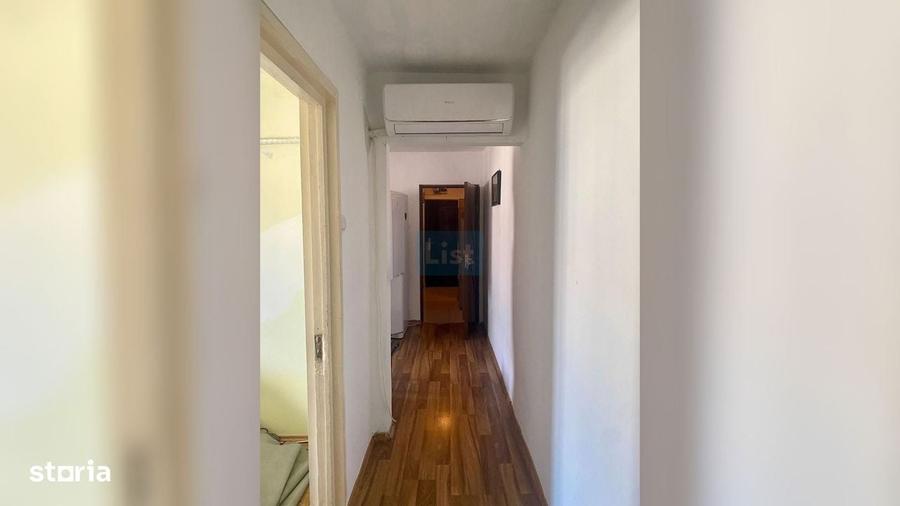 Apartament cu 3 camere semidecomandat în Central
