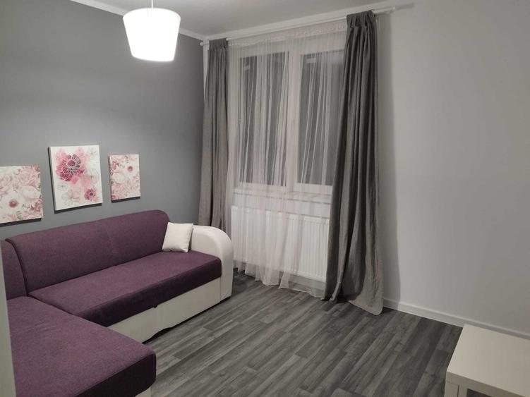 Apartament cu 2 camere decomandat în Florești