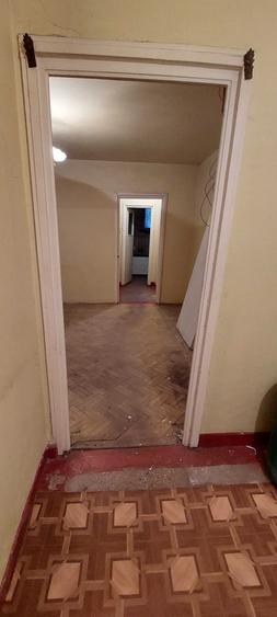 Apartament cu 2 camere semidecomandat în Petros