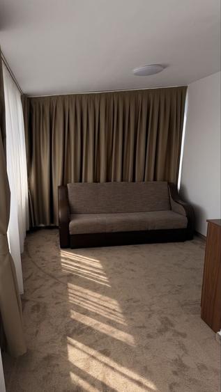 Apartament cu 3 camere decomandat în Rogerius