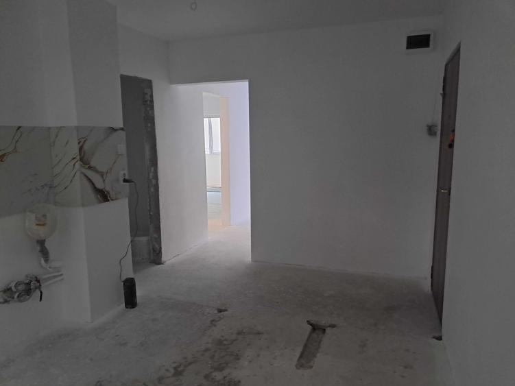 Apartament cu 3 camere decomandat în Decebal