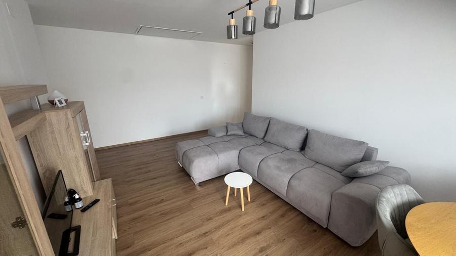 Apartament cu 2 camere decomandat, mobilat în Șelimbăr