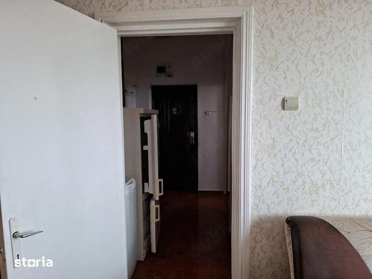 Apartament cu 2 camere nedecomandat în Tomis I