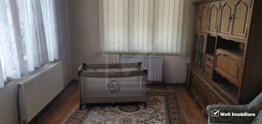 Casă individuală cu 5 camere cu Canalizare în Apahida