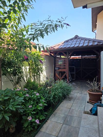 Duplex cu 5 camere cu Canalizare în Theodor Pallady