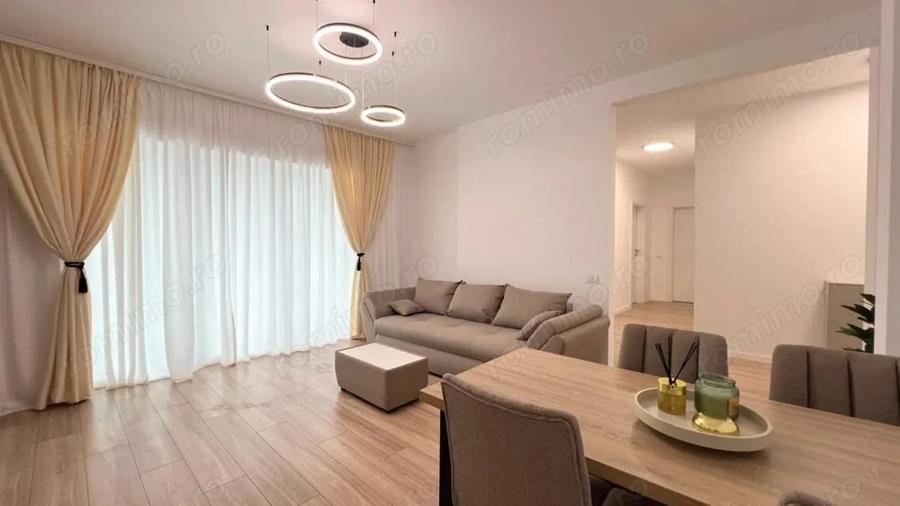 Apartament cu 3 camere decomandat în Central