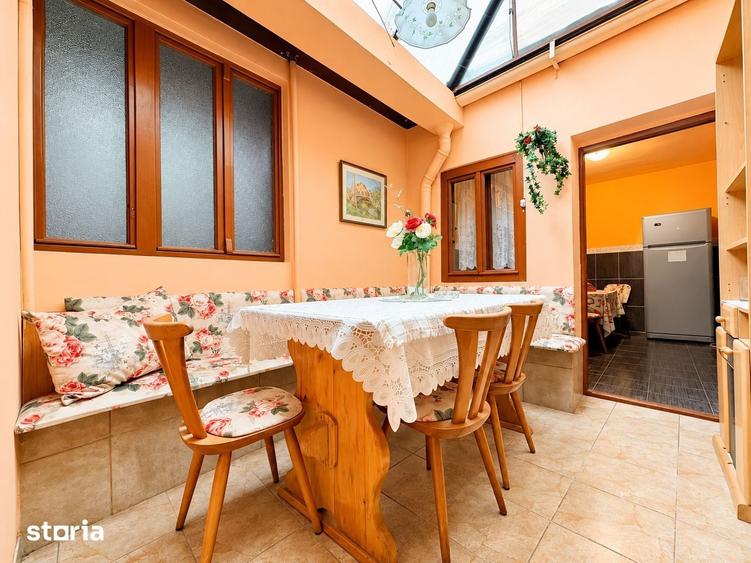 Apartament cu 4 camere în Mehala