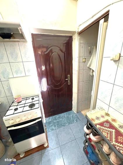 25.000 negociabil , Garsoniera luminoasa de vanzare | Micro 40 Galat - 1
