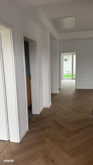 Casă cu 4 camere cu Teren 402 Mp în Berceni