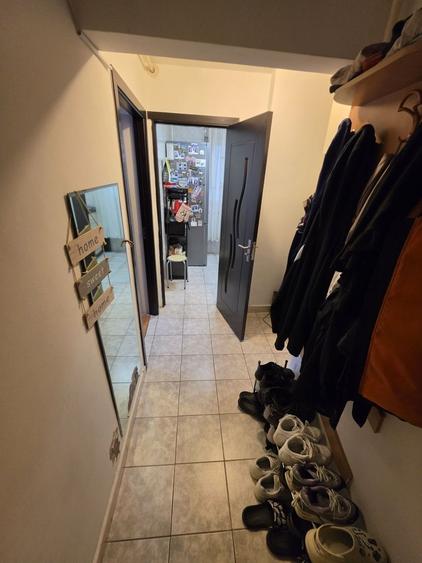 Apartament cu 2 camere semidecomandat, mobilat în Gorjului