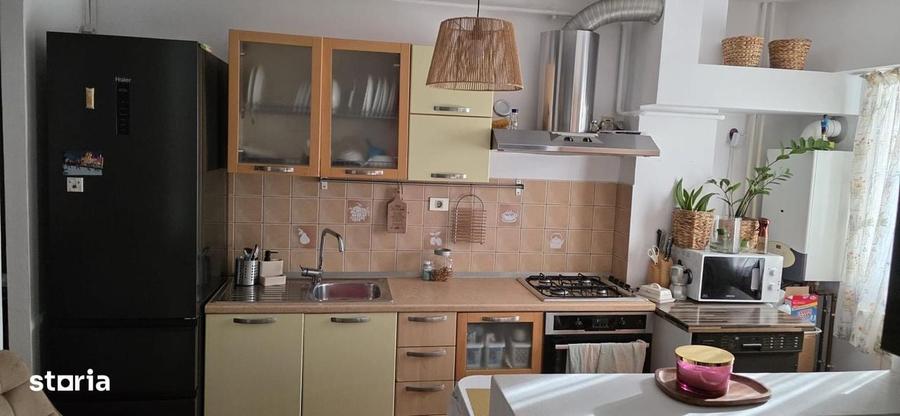 Apartament cu 2 camere semidecomandat în Central