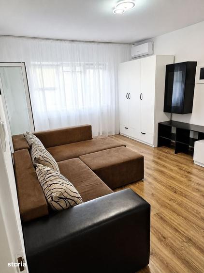 Apartament cu 2 camere decomandat în Soarelui