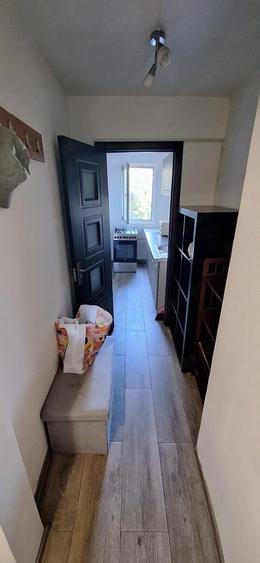 Apartament cu 2 camere semidecomandat în Pantelimon