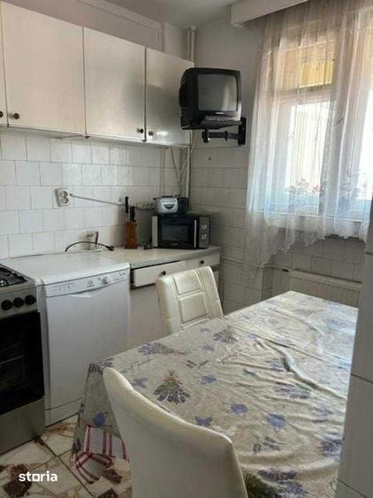 Apartament cu 4 camere decomandat în Calea Aradului
