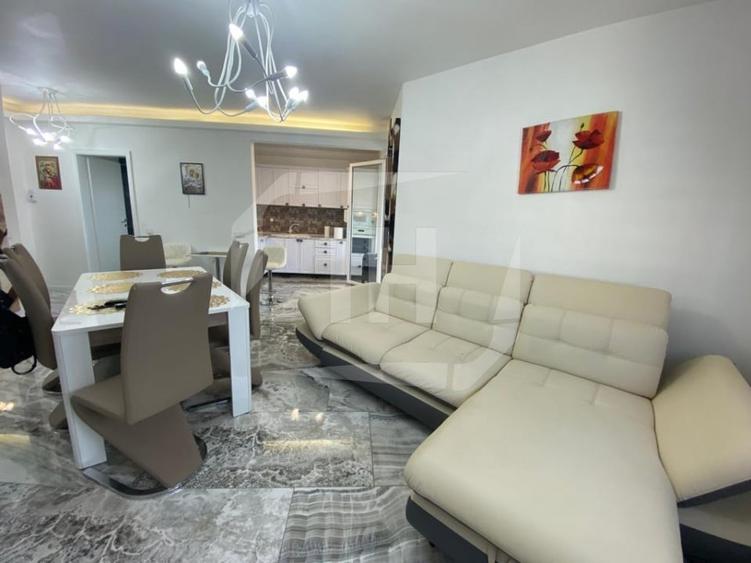 Apartament cu 3 camere semidecomandat, mobilat în Mănăștur
