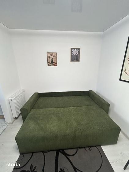 Garsonieră în Roșu