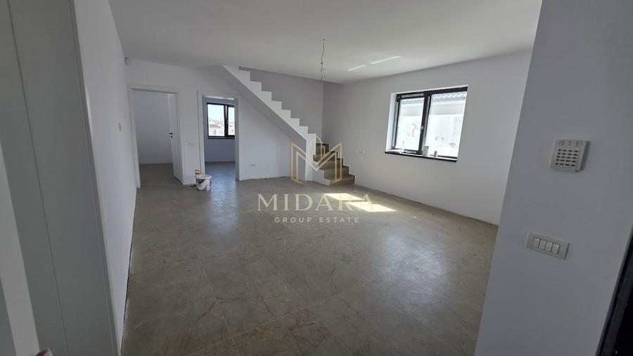 Casă cu 4 camere cu Teren 190 Mp în Pantelimon