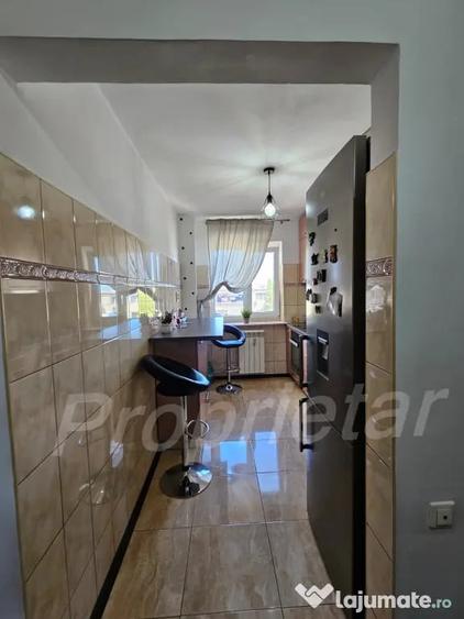 Apartament cu 2 camere decomandat, mobilat în CET
