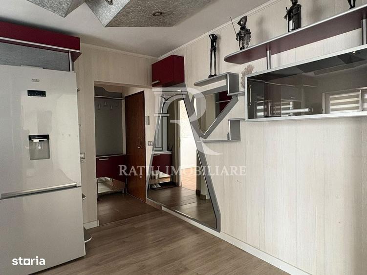 Apartament cu 3 camere semidecomandat în Iosia