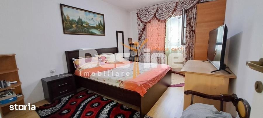 Casă cu 8 camere cu Teren 300 Mp în Ciurea