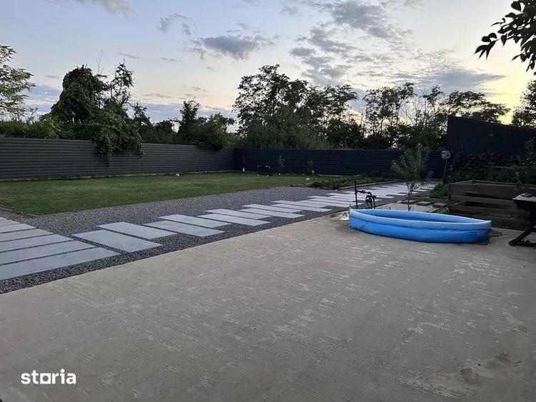 Casă cu 5 camere cu Teren 928 Mp în Brazi