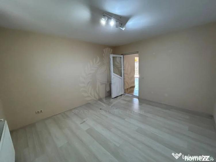 Casă cu 3 camere cu Teren 165 Mp în Central