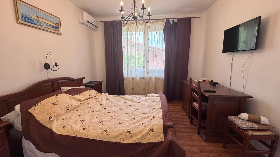 Casă individuală cu 3 camere cu Piscina în Periferie