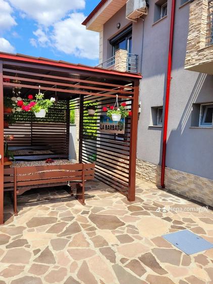 Casă cu 4 camere cu Teren 250 Mp în Central