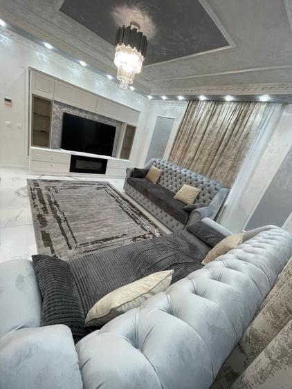Apartament cu 3 camere în Splaiul Unirii