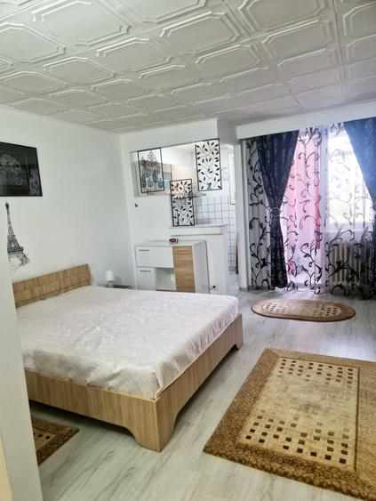 Garsonieră decomandată în Radu Negru