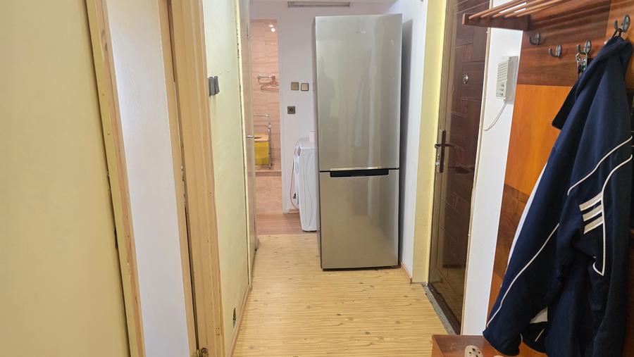 Apartament cu 2 camere decomandat în Zamfirescu