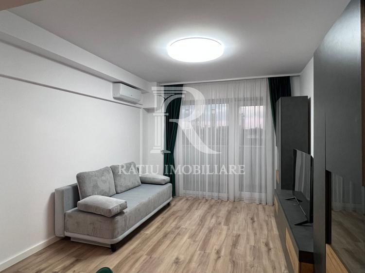 Apartament cu 2 camere semidecomandat, mobilat în Nufărul