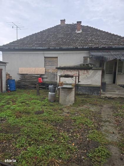Casă cu 3 camere în Botiz