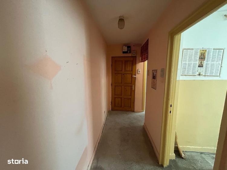 Apartament cu 2 camere decomandat în Bucium