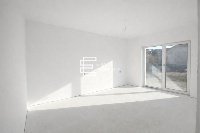 Duplex cu 4 camere cu Canalizare în Șelimbăr