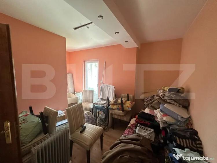 Casă cu 3 camere cu Teren 4075 Mp în Central