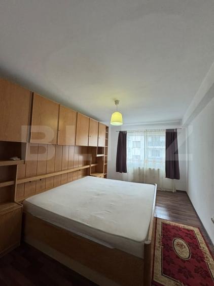 Apartament cu 2 camere semidecomandat, mobilat în Florești