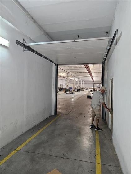 Spațiu industrial, de 3,300 mp, în Depozite