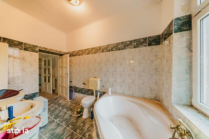 Apartament cu 4 camere decomandat în Ultracentral