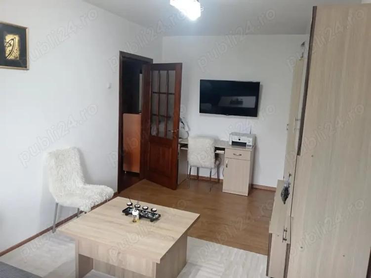 Apartament cu 4 camere decomandat în Ultracentral