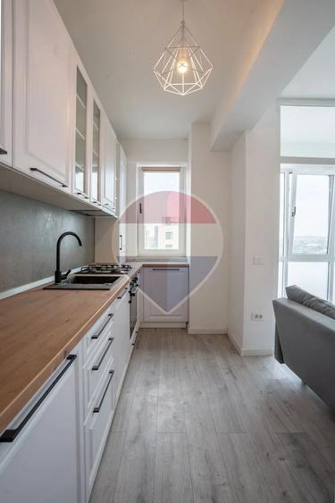 Apartament cu 2 camere semidecomandat în Filiași