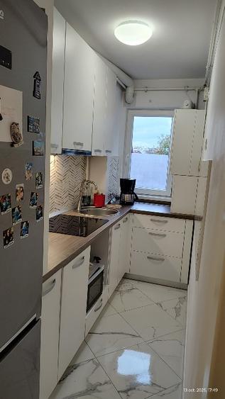 Apartament cu 2 camere semidecomandat în Florilor